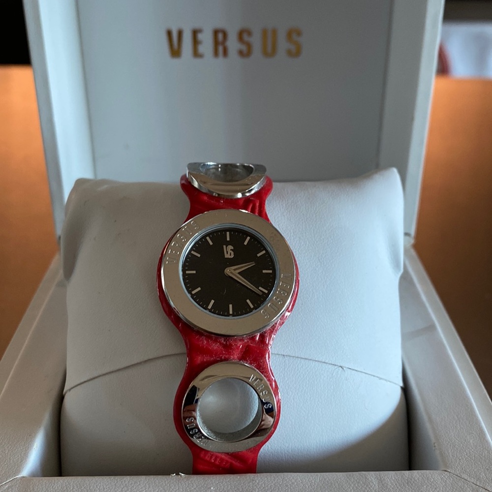 COPY - Red Versus Ladies Wrist Watch